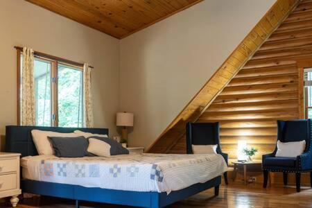 Cozy 2 Bedroom Cabin Nestled In Wooded Hideaway Monterey Εξωτερικό φωτογραφία